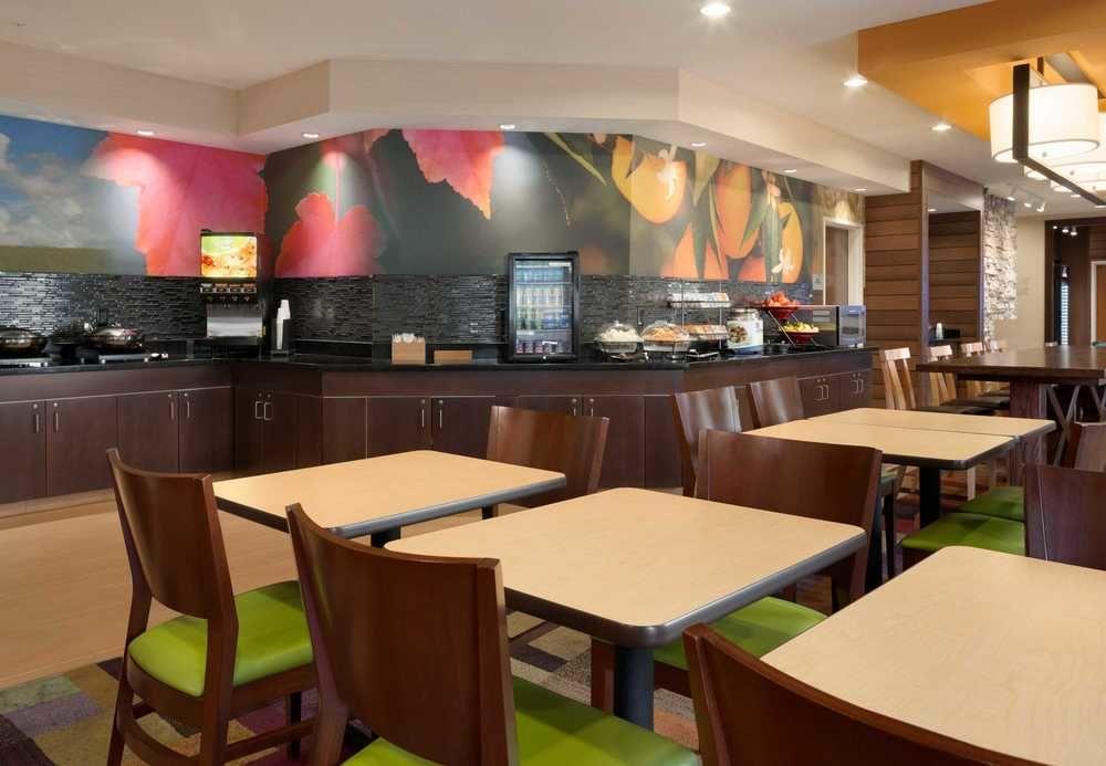 波兰扬斯敦博德曼费尔菲尔德套房酒店 外观 照片